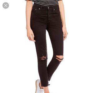 BRAND NEW Levi Wedgie Skinny Black Jeans